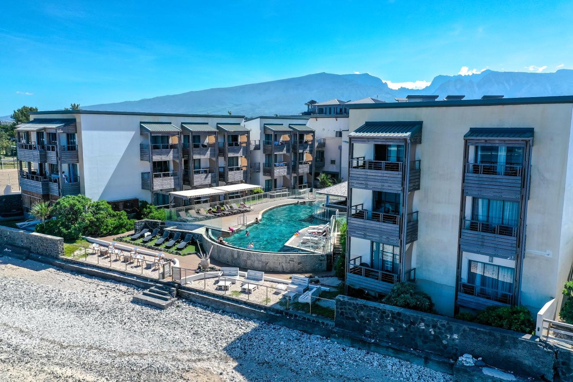 Le Battant Des Lames Hotel Saint Pierre Exterior photo